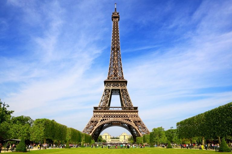 Safarfriendly Menara Eiffel