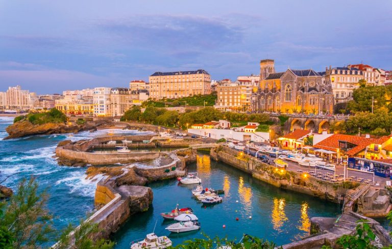 Rencana perjalanan ke Nouvelle-Aquitaine Safarfriendly